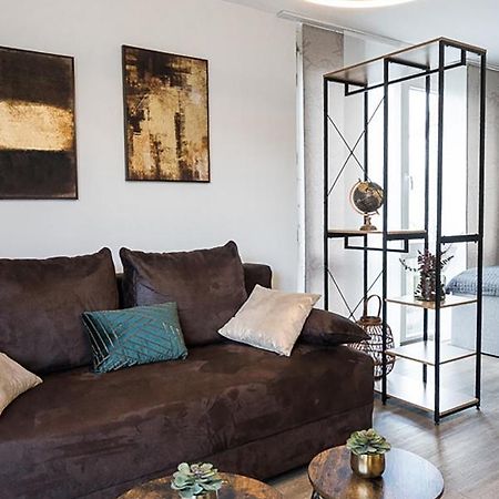 Stylisches Apartment Im Herzen Von Dresden + Parkplatz + Netflix + Self Check-In Ngoại thất bức ảnh